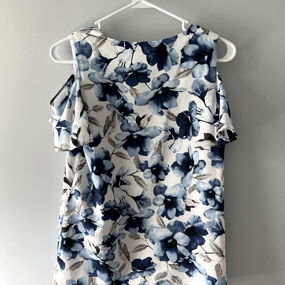 Calvin Klein floral cold-shoulder blouse top - Picture 2 of 4